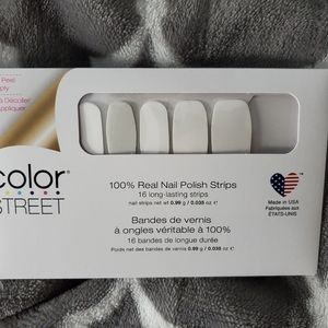 Color street nail strips